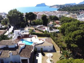 Villa de lujo en Moraira con piscina privada, cerca de la playa y servicios - HISP-216-220